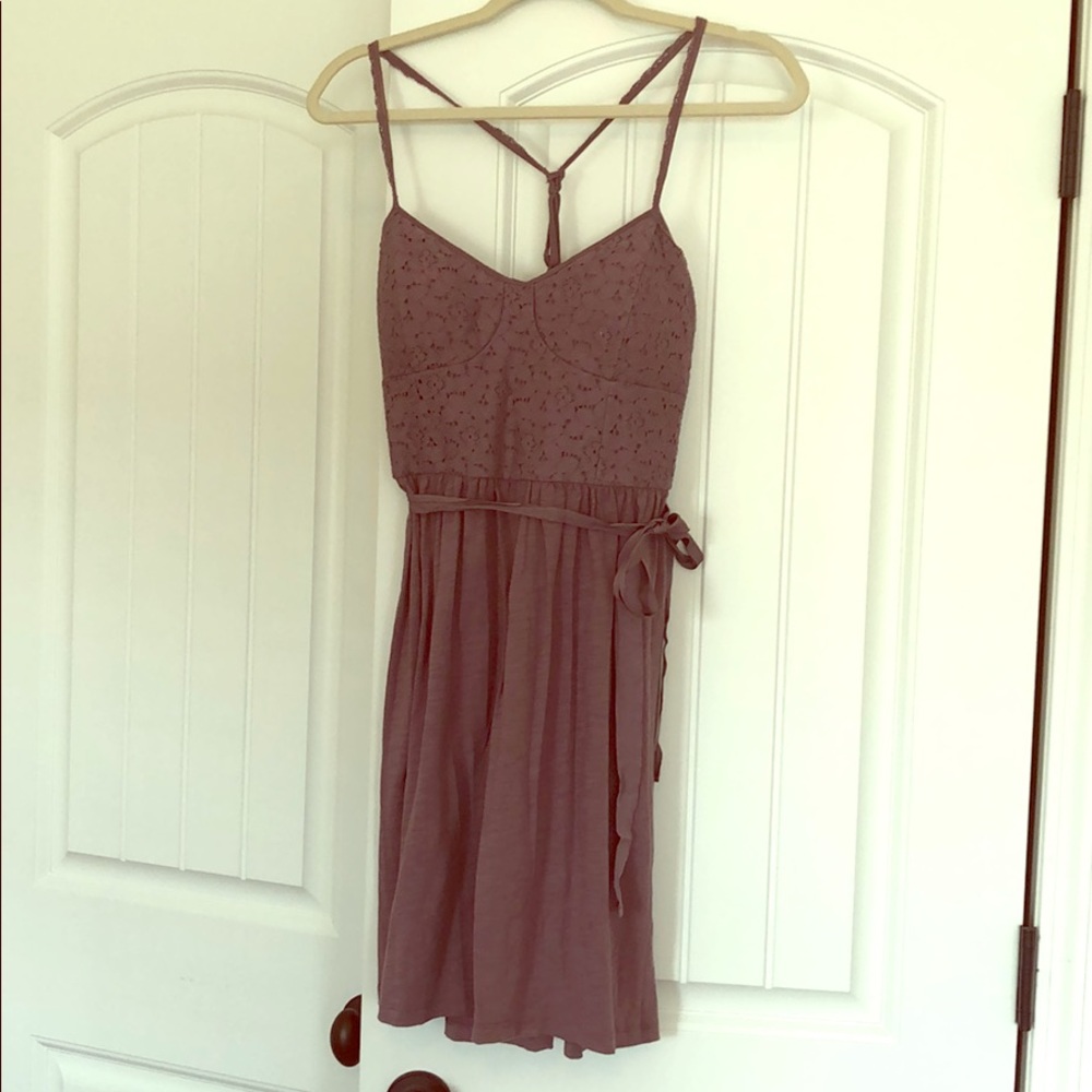 Cotton dress with bodice detail